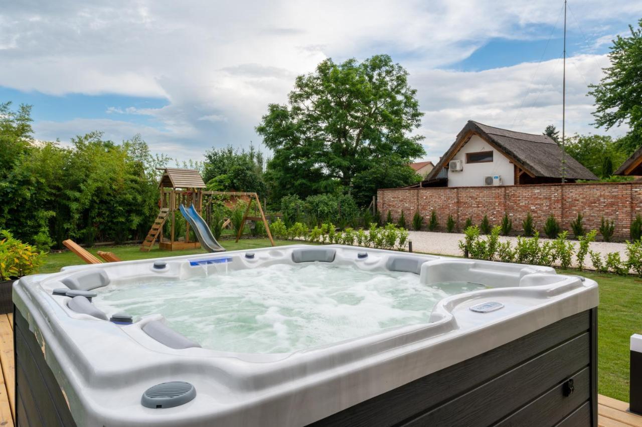 Naturart Vendeghaz Tiszafuered Exterior foto